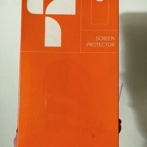 2 iPhone 13/13Pro Screen Protectors